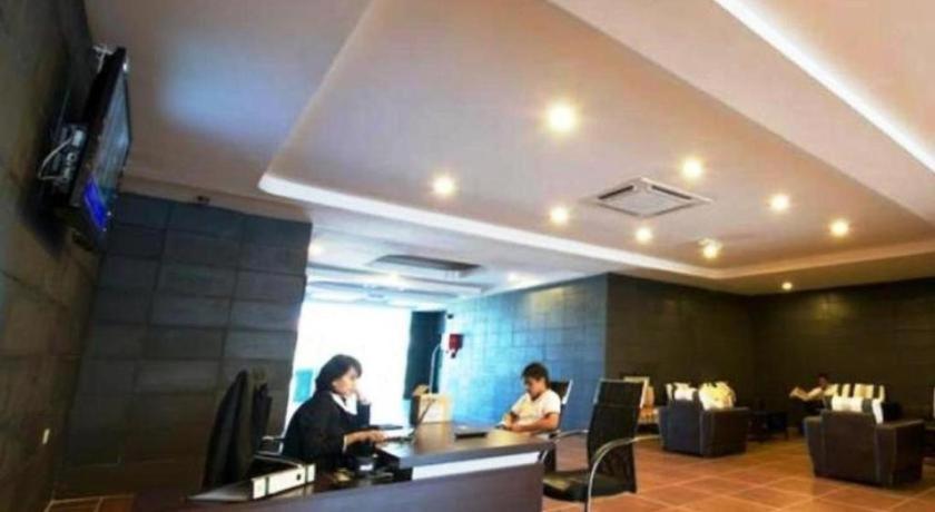 Han Palace Hotel Semporna Zewnętrze zdjęcie